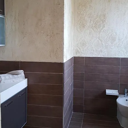 Illuvia Affitto Camere Cornaredo Exterior foto